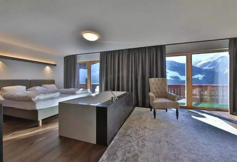 マウンテンビュースイート, Panoramahotel Fliesserhof