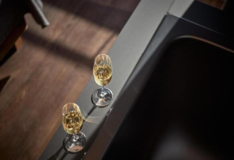 جناح مطلّ علي الجبل, Panoramahotel Fliesserhof