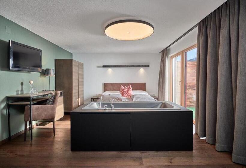 산 전망 스위트, Panoramahotel Fliesserhof