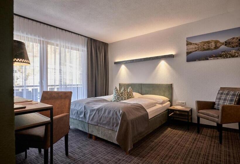 Полулюкс Вид на Горы, Panoramahotel Fliesserhof