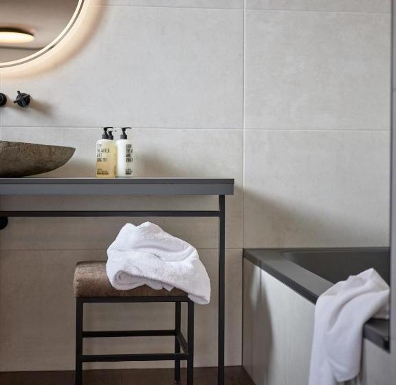 جناح جونيور ديلوكس, Panoramahotel Fliesserhof