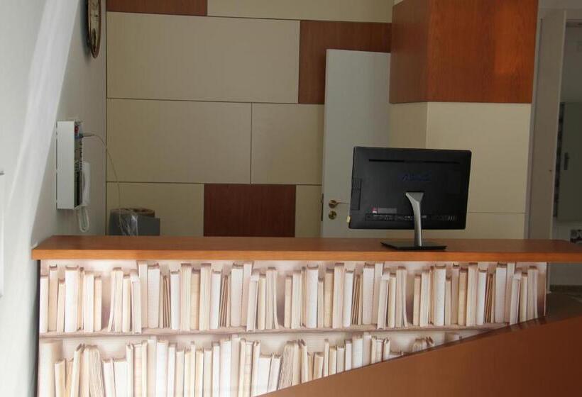 اتاق استاندارد یک نفره, Jose Regio