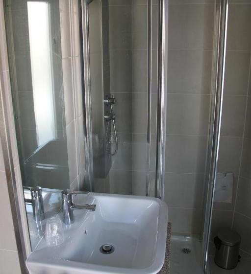 اتاق استاندارد, Jose Regio