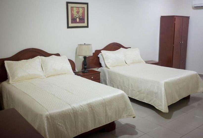 스탠다드 룸, Latino