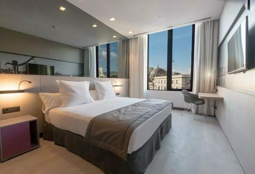 Superior Room City View