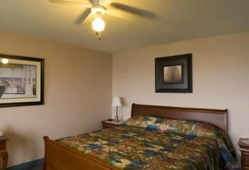 Номер Стандарт, Parkland Village Inn