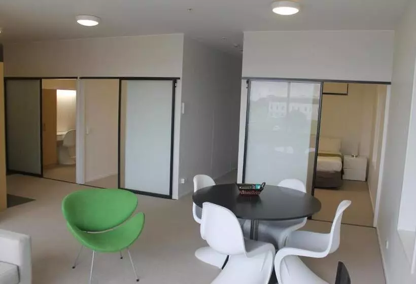 4ベッドルームアパートメント, Mcentral Apartments Manukau