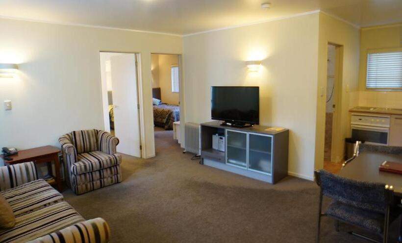 침실 2개 아파트, Cornwall Park Motor Inn