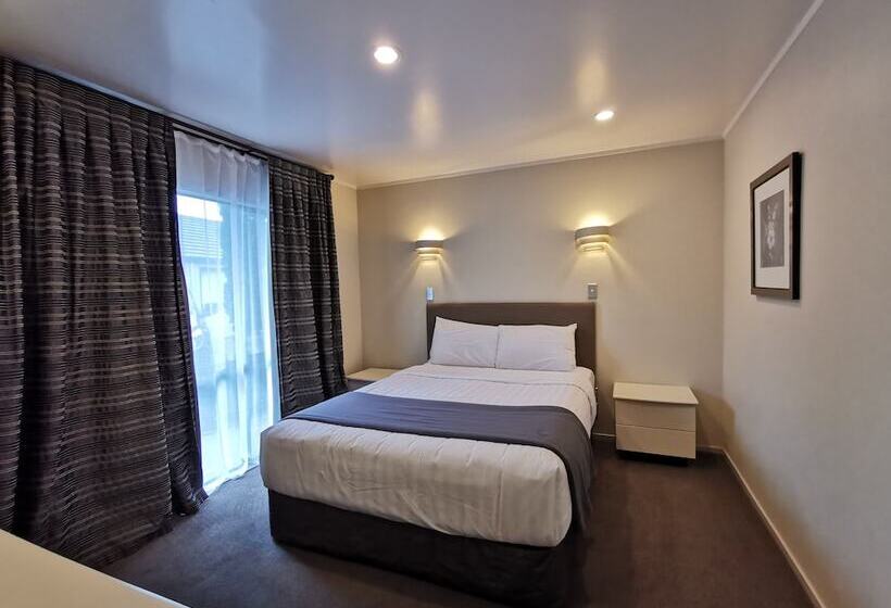 침실 2개 아파트, Cornwall Park Motor Inn