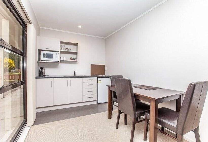 דירת אקזקיוטיב, חדר שינה 1, Parkview Motor Inn