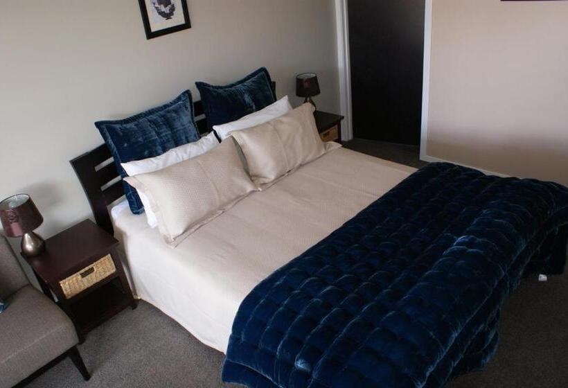 디럭스 룸, 73 Milton Accommodation