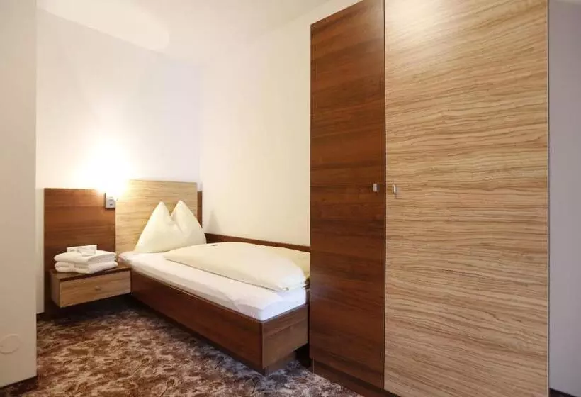 Standard Yhden Hengen Huone, Premium Wanderhotel Steirerhof