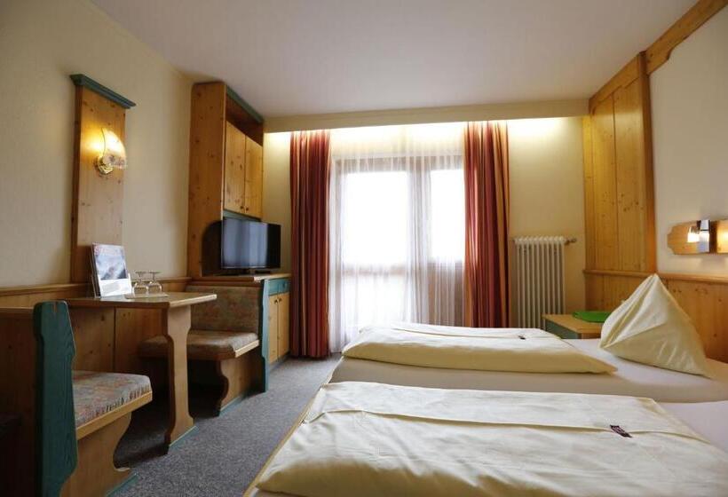 Номер Стандарт с Балконом, Premium Wanderhotel Steirerhof