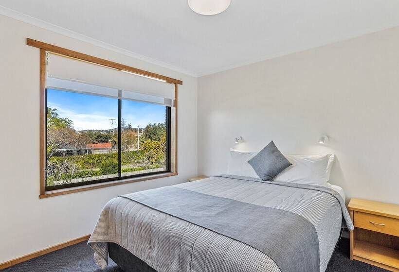 带2个卧室的别墅, Riverfront Motel & Villas