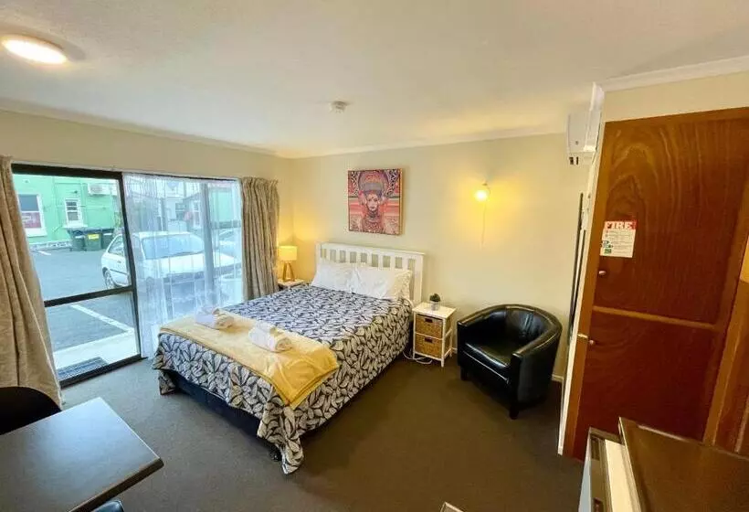 Basic-huoneisto 1 Makuuhuone, Sahara Motels