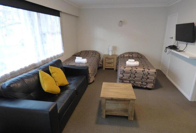 家庭公寓, Sahara Motels