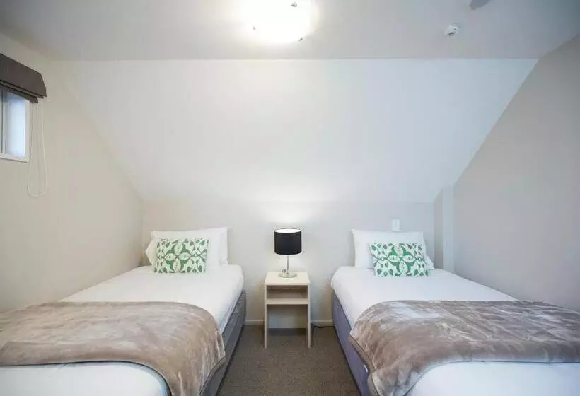 Huoneisto 2 Makuuhuonetta, Vita Nova Motel