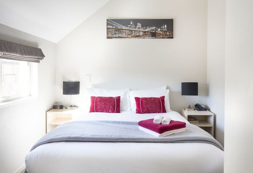 דירת שני חדרים, Vita Nova Motel