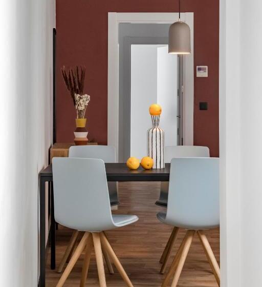 آپارتمان 2 خوابه, Bob W Arte