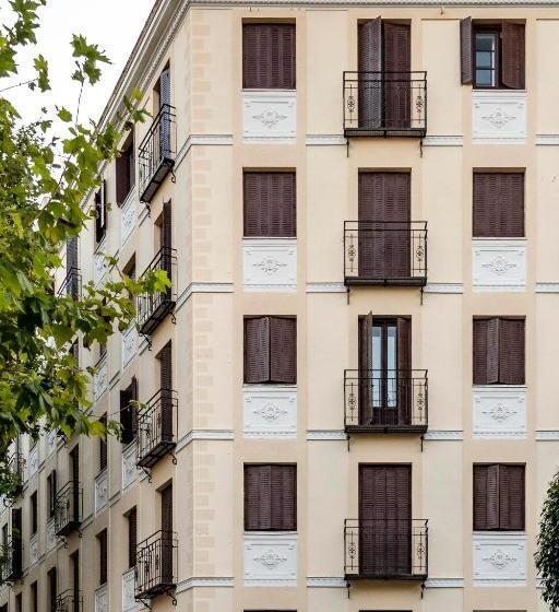 آپارتمان سوپریور 1 خوابه, Bob W Arte