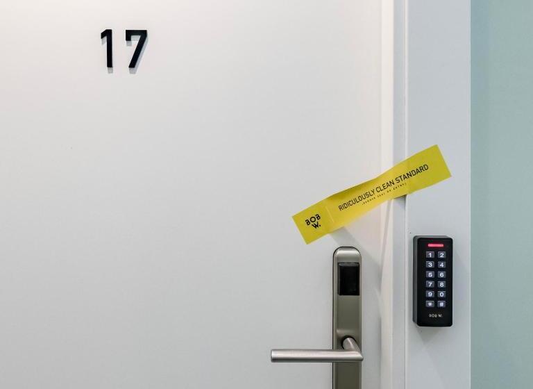 آپارتمان سوپریور 1 خوابه, Bob W Arte