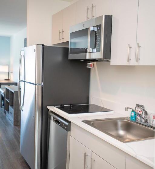 إستوديو قياسى, The Nest