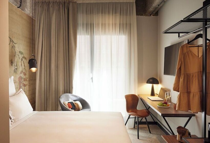 バルコニー付きデラックスルーム, Anise, Aluma Hotels & Resorts