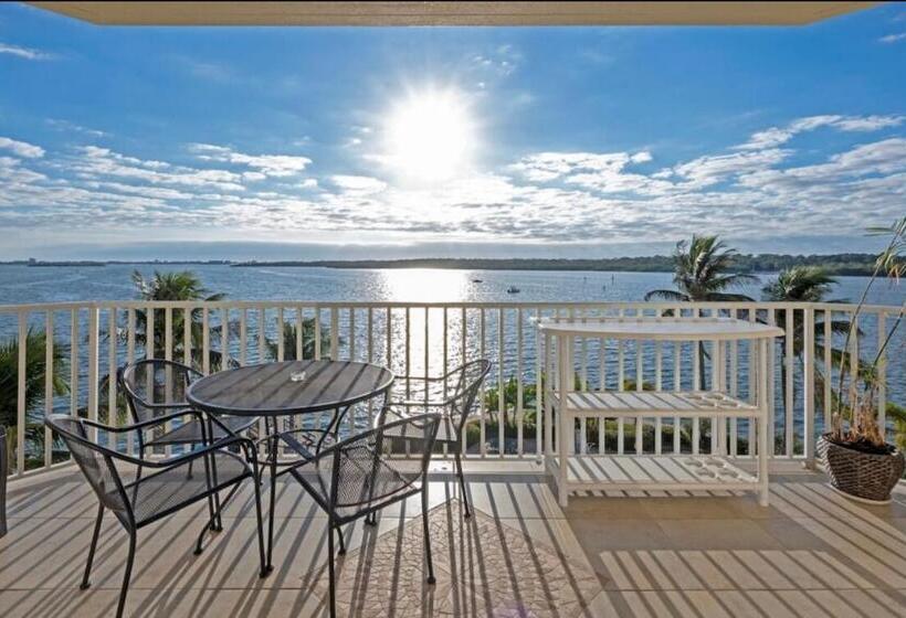 شقة غرفة واحدة مطلة على البحر, The Bc Resort On The Water