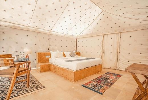 디럭스 룸, Tokyo Desert Camp