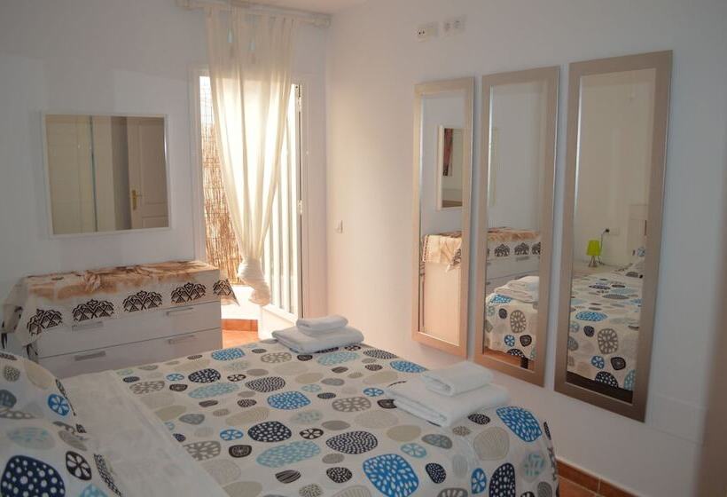 شقة غرفة واحدة, Apartamentos Natura World