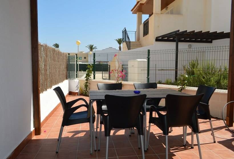 شقة غرفة واحدة, Apartamentos Natura World