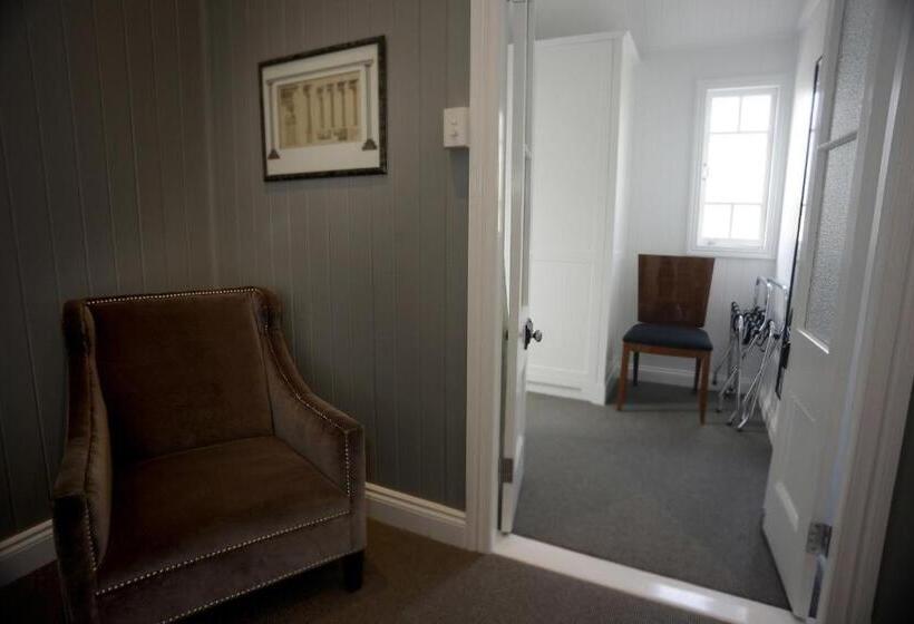 Президентский Люкс, Heal House