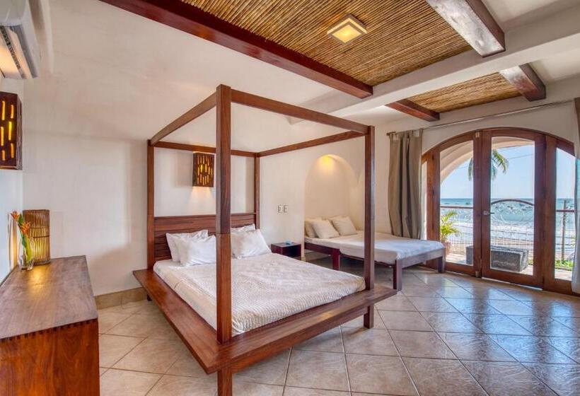 スタンダードルーム, Alcazar