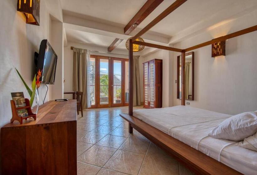 スタンダードルーム, Alcazar