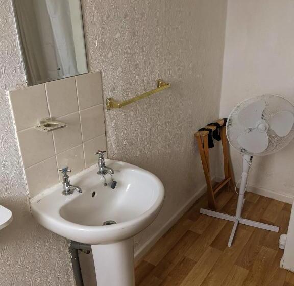 スタンダードルーム, Altavia