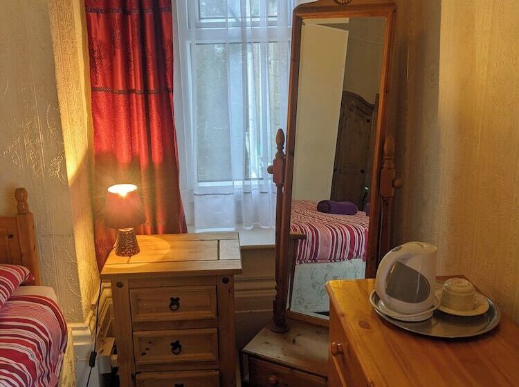 ファミリールーム, Altavia