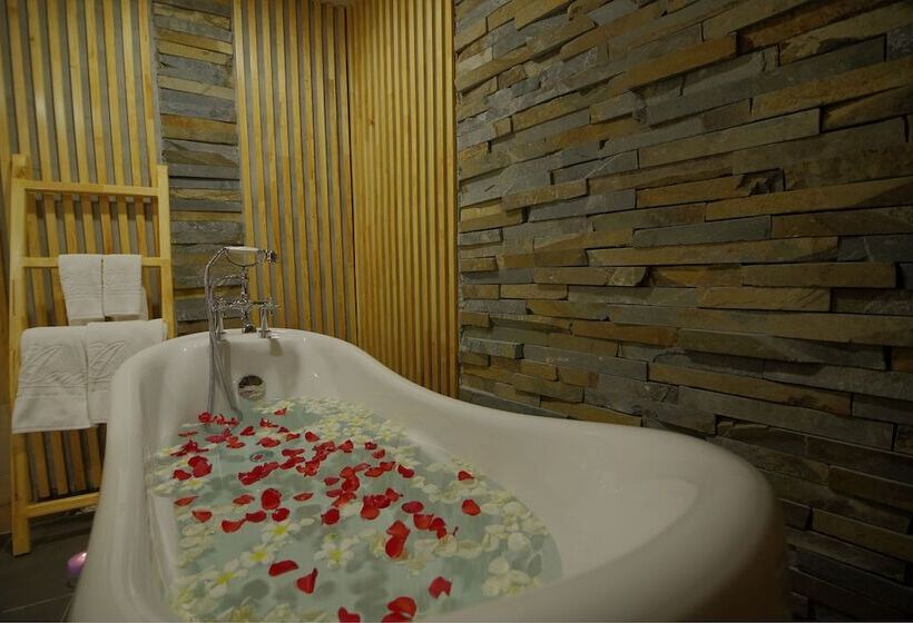 סוויטה אקזקיוטיב, Anik Boutique Hotel & Spa On Norodom Blvd