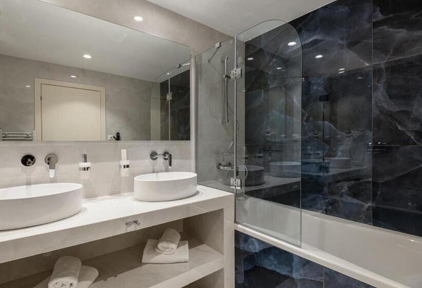 סוויטת ג'וניור צדדית נוף לים, Blue Bay Halkidiki