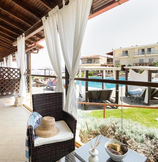 סוויטה, Blue Bay Halkidiki