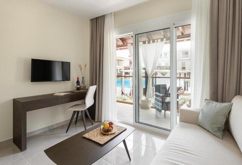 סוויטה, Blue Bay Halkidiki