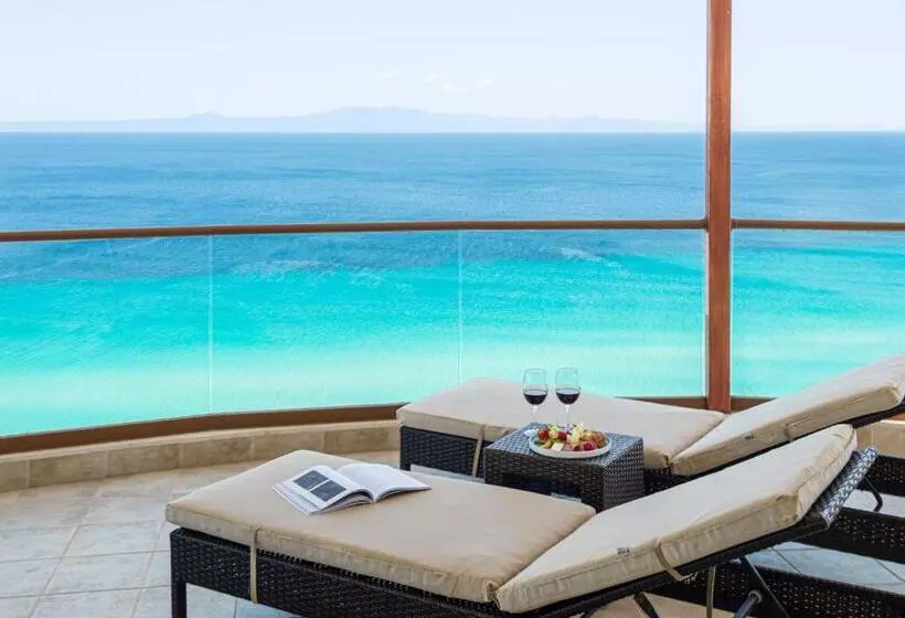 デラックスジュニアスイート, Blue Bay Halkidiki