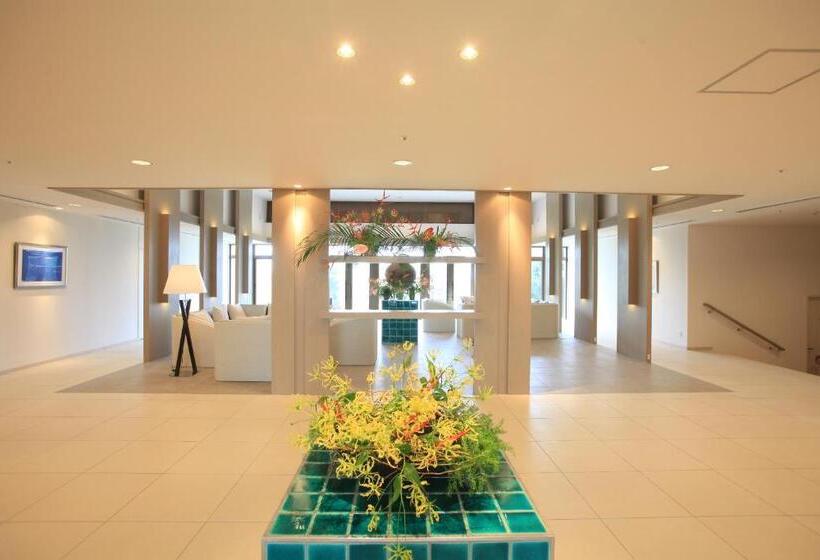 Номер Стандарт Вид на Море с Террасой, Breeze Bay Marina