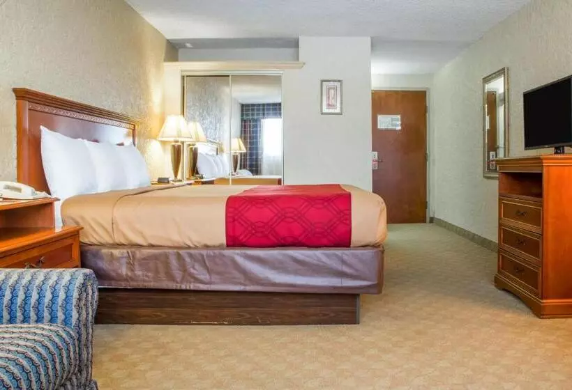 キングサイズベッドのスタンダードルーム, Econo Lodge Broken Arrow Tulsa