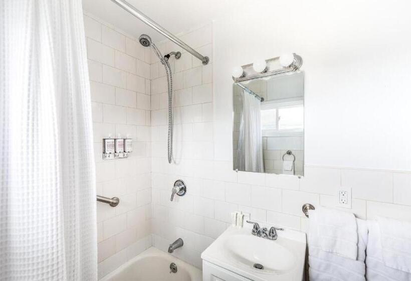 شقة غرفة واحدة, Haven Montauk