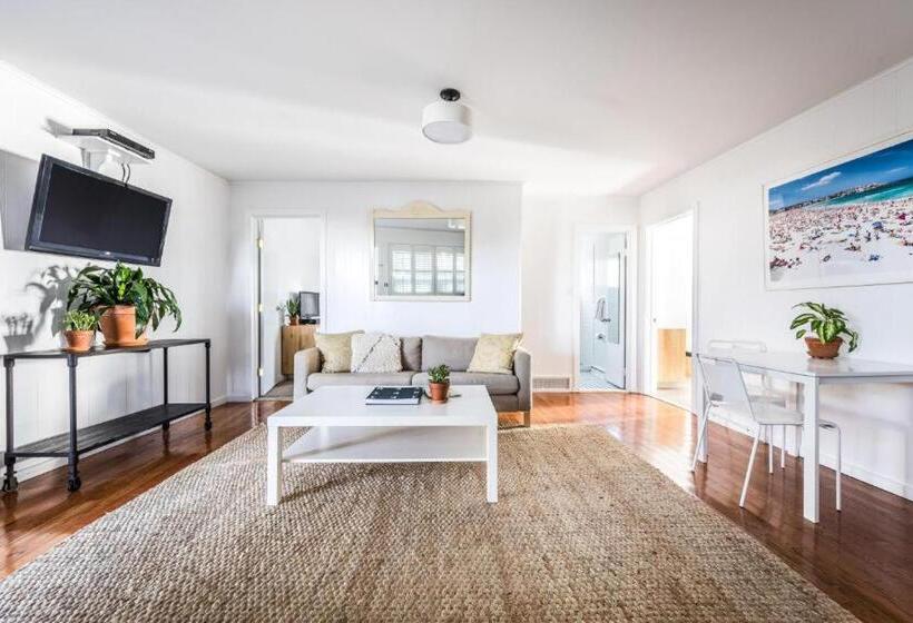 شقة غرفتين, Haven Montauk