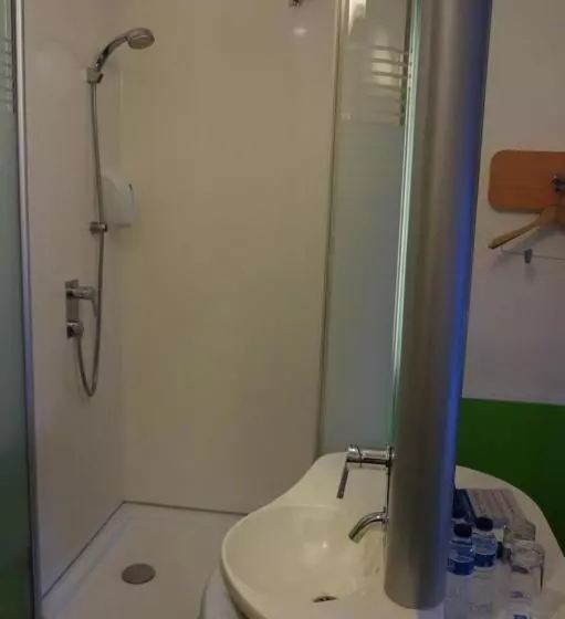 ２段ベッド付きスタンダードルーム, Ibis Budget Jakarta Airport
