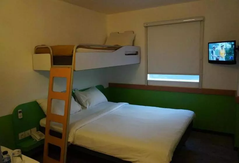 ２段ベッド付きスタンダードルーム, Ibis Budget Jakarta Airport