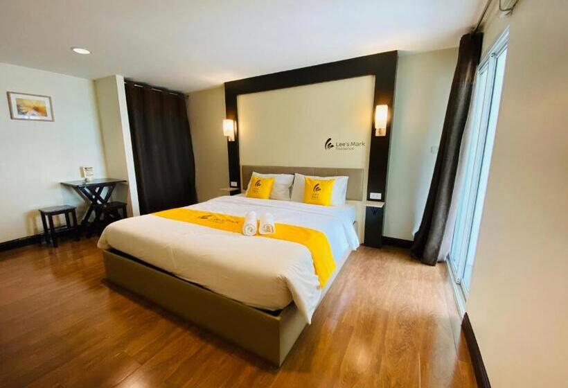 デラックスルーム, Lee's Mark Residence