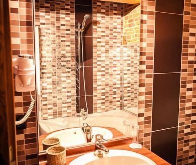 패밀리 룸, Les Ecuries De La Tour