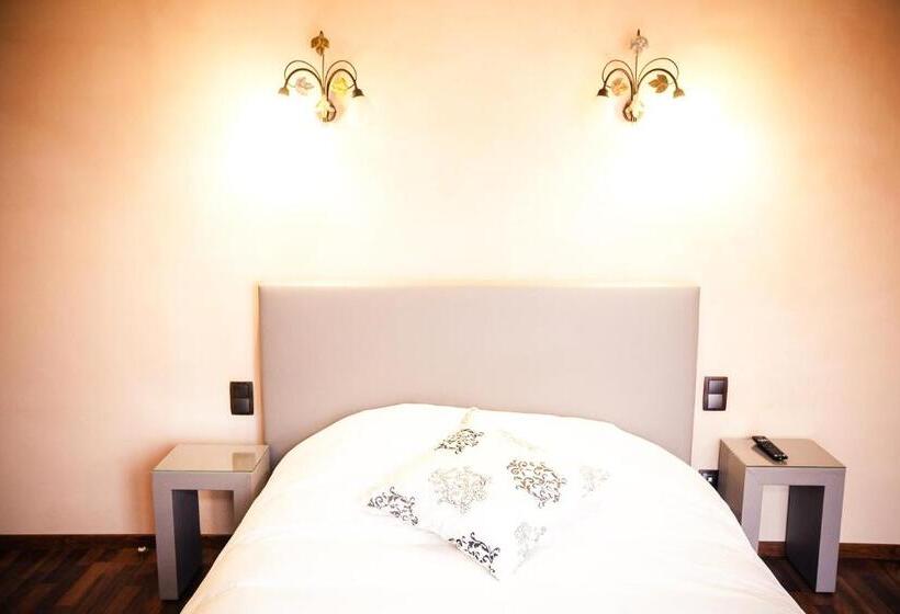 패밀리 룸, Les Ecuries De La Tour